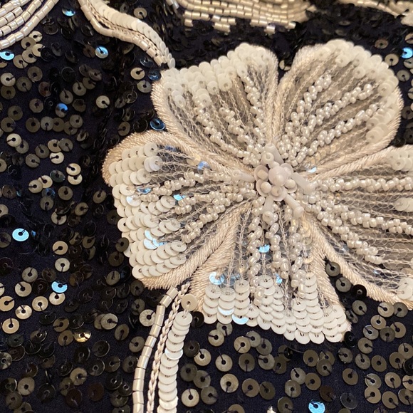 Escada 💯Silk Stunning All Sequin Full Silk Lined Camisole - Picture 11 of 16